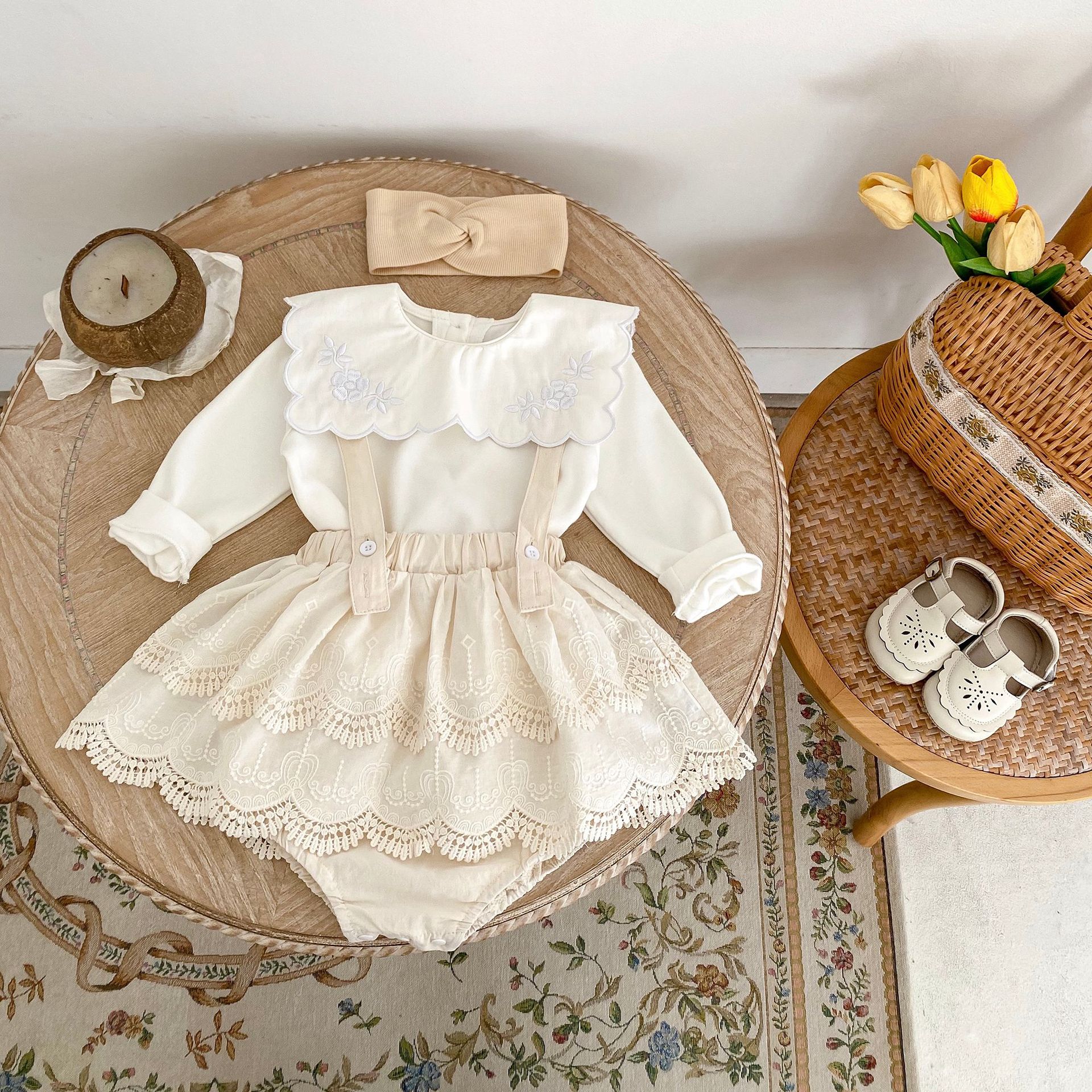 Women's Fashion Bottoming Shirt Suspender Lace Culottes