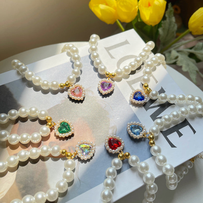 Retro Love Crystal Pendant Pet Necklace – Elegant Jewelry for Cats & Small Dogs