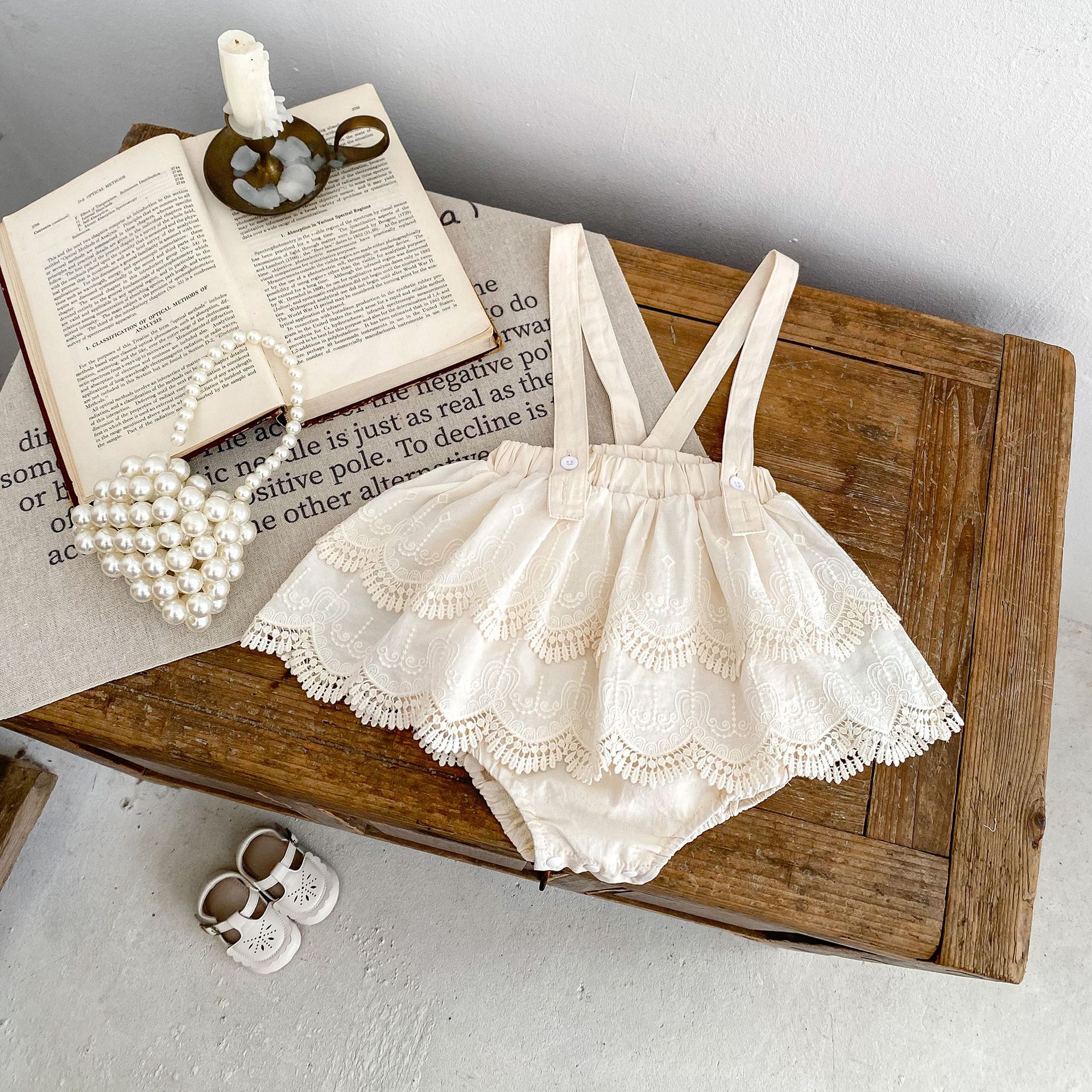 Women's Fashion Bottoming Shirt Suspender Lace Culottes