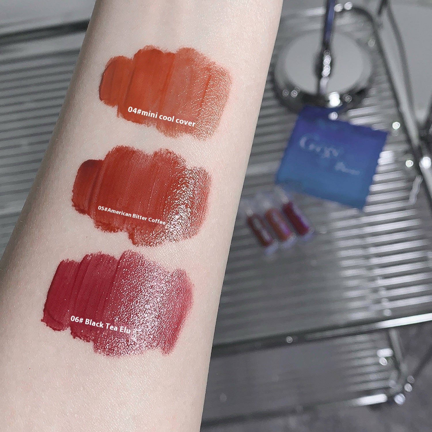 Glaze & Colors Dazzling Water Light Lip Lacquer - High-Shine Makeup for Luminous Lips