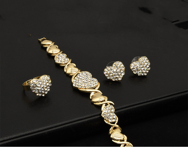 18K Gold Heart-Shaped Jewelry Set - Elegant Dubai-Inspired Necklace, Earrings & Bracelet