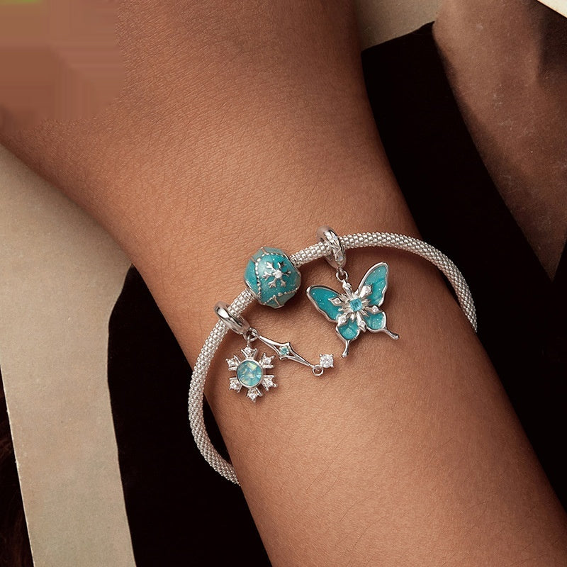 Silver Snowflake Beaded Bracelet