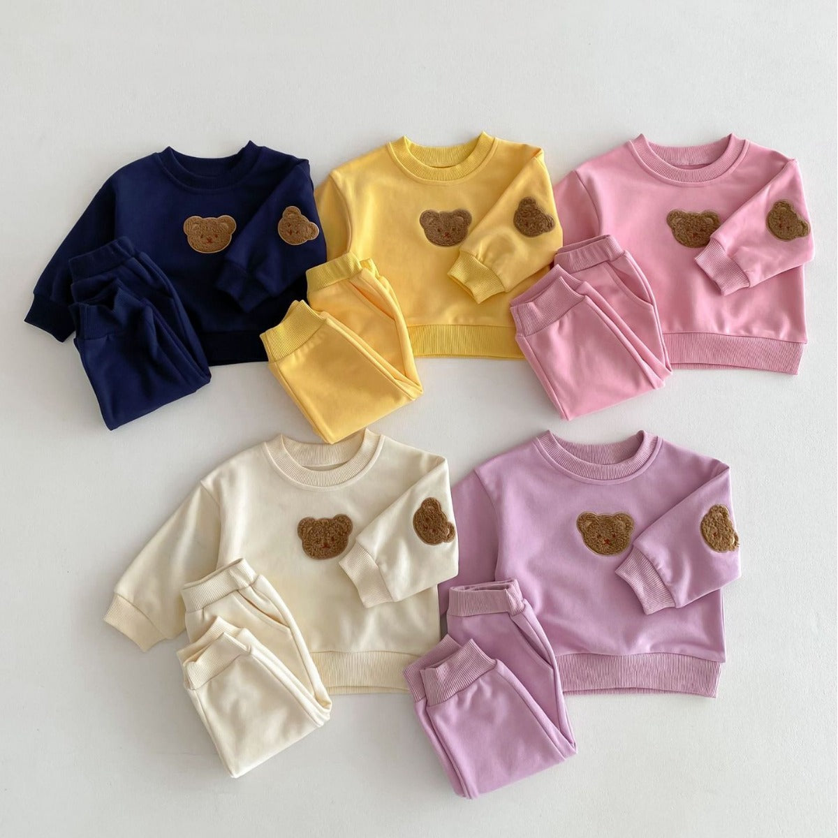 Long-Sleeve Bear Pullover Sweater Suit - Cozy Two-Piece Outfit for Babies & Toddlers