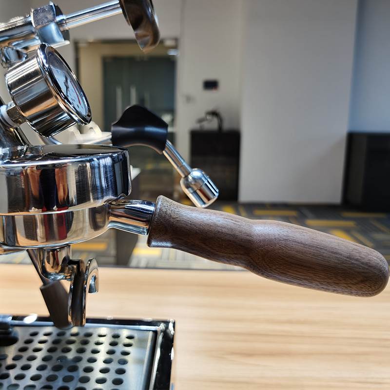 Semi-Automatic Commercial Italian Coffee Machine - Handcrafted Espresso Maker