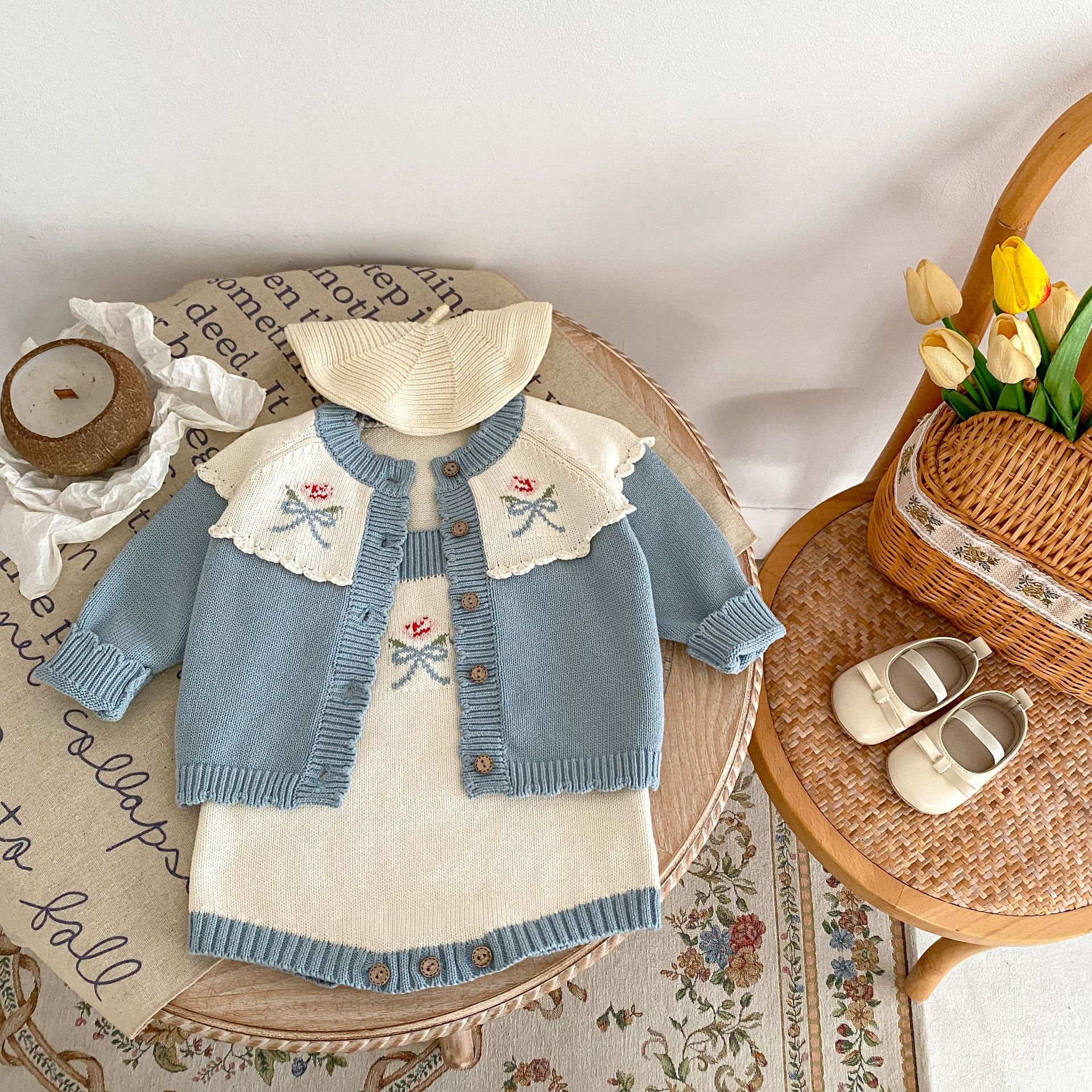Hand Crocheting Lace Jacquard Knitted Coat And Spaghetti Straps Knitted Romper