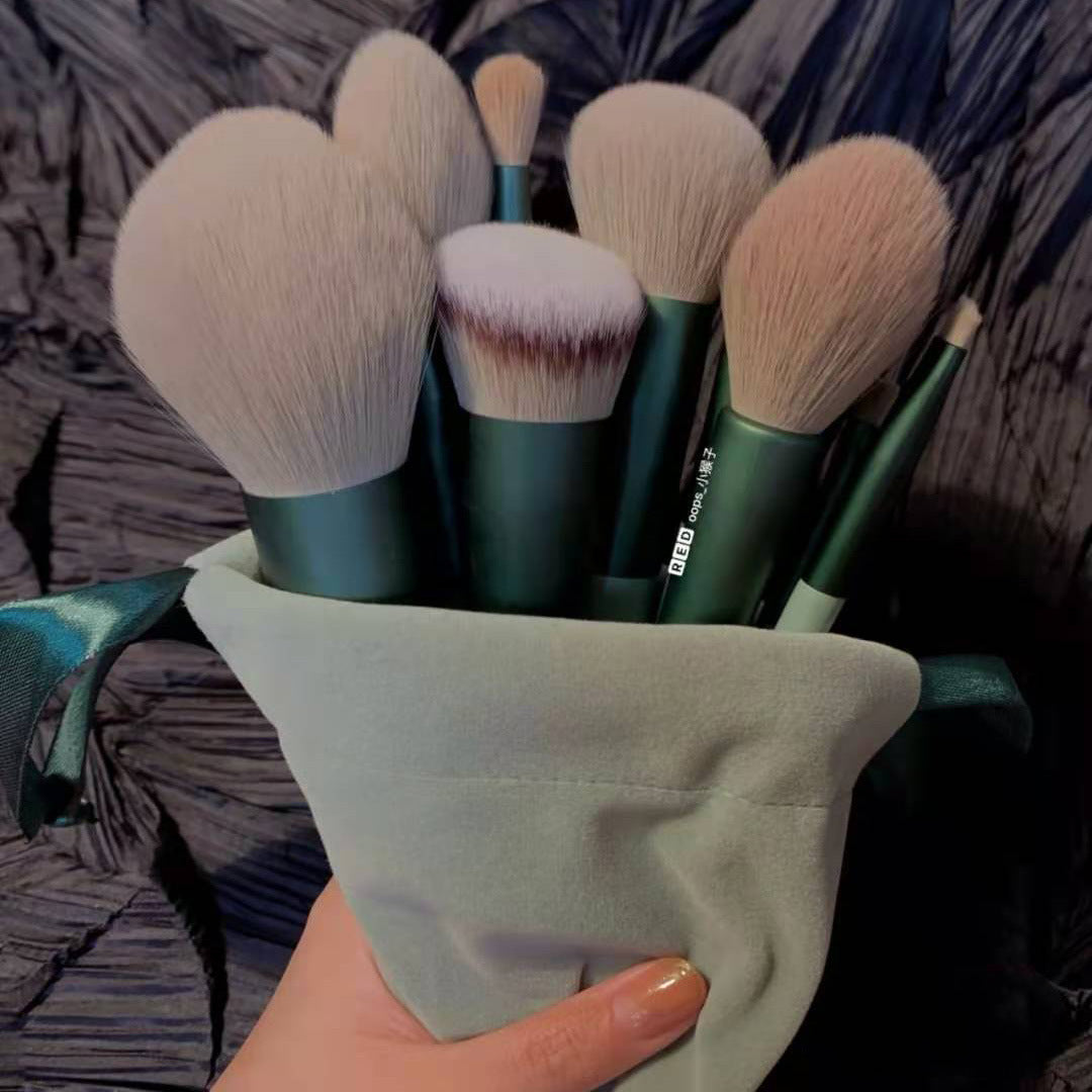 13-Piece Professional Makeup Brush Set - Foundation, Blush, Eyeshadow & Highlighter Brushes